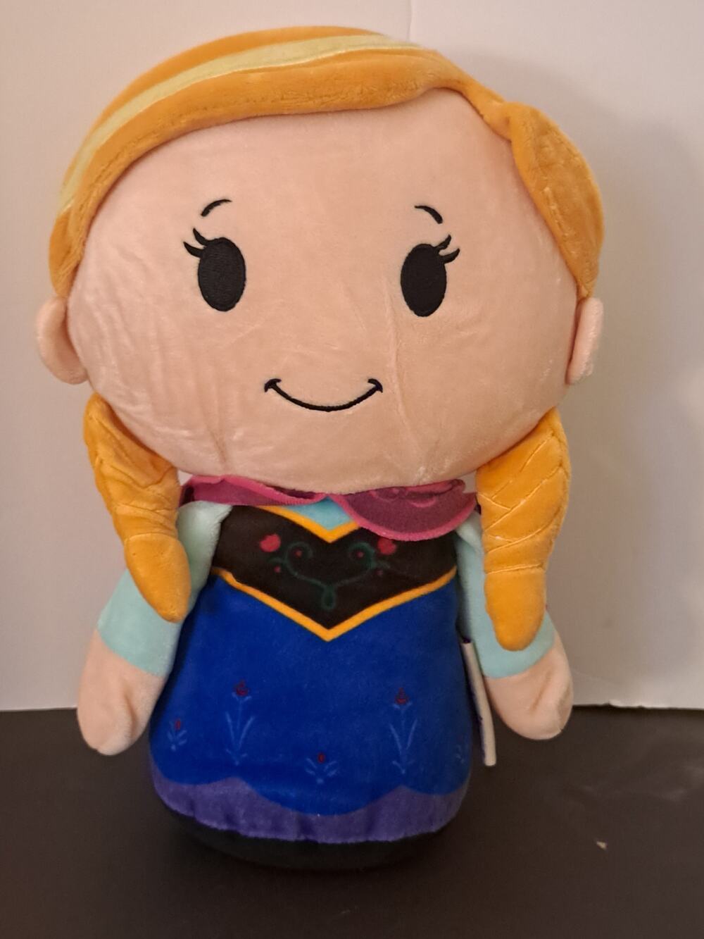 Hallmark Itty Bittys Disney Frozen CUTE ANNA